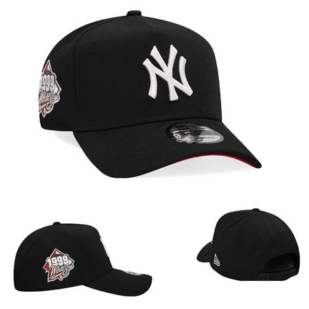 New York Yankees Adjustable Hat
