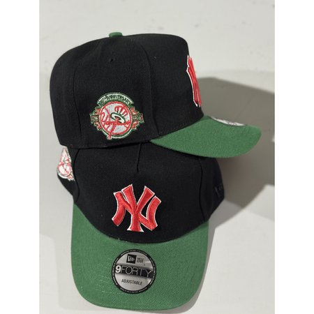 New York Yankees Adjustable Hat